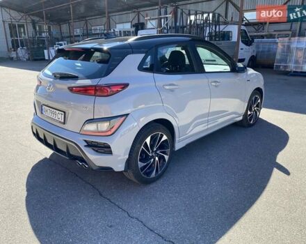 Сірий Хендай Kona, об'ємом двигуна 1.6 л та пробігом 42 тис. км за 24000 $, фото 3 на Automoto.ua