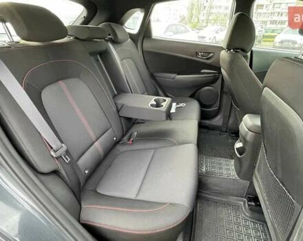 Сірий Хендай Kona, об'ємом двигуна 1.6 л та пробігом 16 тис. км за 22390 $, фото 8 на Automoto.ua