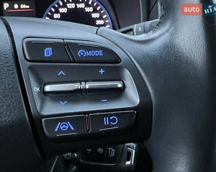 Сірий Хендай Kona, об'ємом двигуна 1.6 л та пробігом 53 тис. км за 18900 $, фото 42 на Automoto.ua