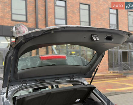 Серый Хендай Kona, объемом двигателя 0 л и пробегом 52 тыс. км за 17299 $, фото 64 на Automoto.ua