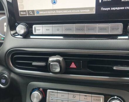 Серый Хендай Kona, объемом двигателя 0 л и пробегом 50 тыс. км за 17650 $, фото 63 на Automoto.ua