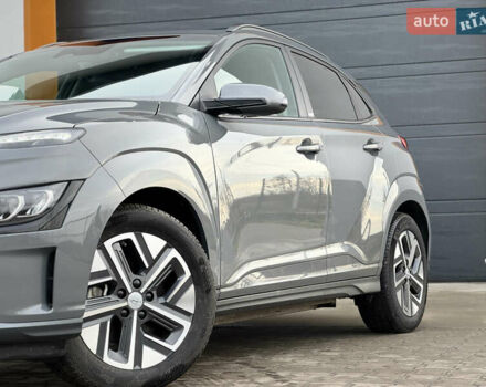Серый Хендай Kona, объемом двигателя 0 л и пробегом 40 тыс. км за 15999 $, фото 9 на Automoto.ua
