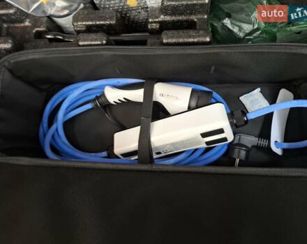 Серый Хендай Kona, объемом двигателя 0 л и пробегом 72 тыс. км за 16300 $, фото 14 на Automoto.ua