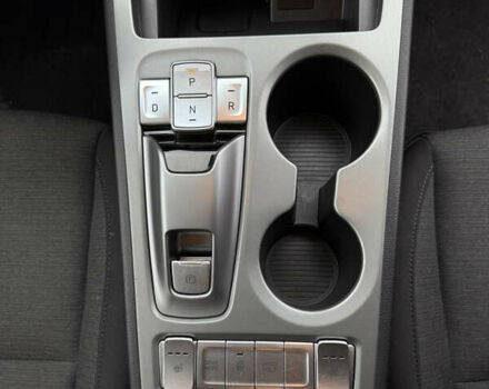 Серый Хендай Kona, объемом двигателя 0 л и пробегом 39 тыс. км за 16999 $, фото 36 на Automoto.ua