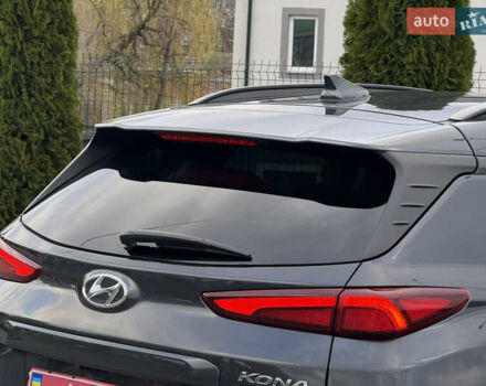 Серый Хендай Kona, объемом двигателя 0 л и пробегом 56 тыс. км за 17299 $, фото 22 на Automoto.ua
