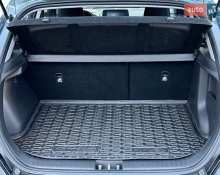 Сірий Хендай Kona, об'ємом двигуна 1.6 л та пробігом 53 тис. км за 18900 $, фото 66 на Automoto.ua