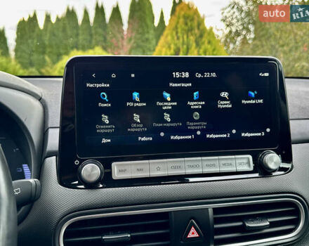 Серый Хендай Kona, объемом двигателя 0 л и пробегом 82 тыс. км за 17888 $, фото 86 на Automoto.ua