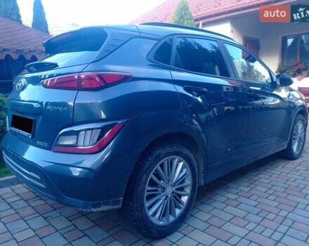 Серый Хендай Kona, объемом двигателя 0 л и пробегом 75 тыс. км за 17435 $, фото 11 на Automoto.ua