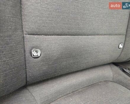 Серый Хендай Kona, объемом двигателя 0 л и пробегом 50 тыс. км за 17650 $, фото 59 на Automoto.ua