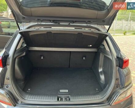 Серый Хендай Kona, объемом двигателя 0 л и пробегом 114 тыс. км за 19950 $, фото 51 на Automoto.ua