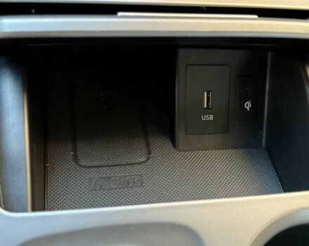 Серый Хендай Kona, объемом двигателя 0 л и пробегом 42 тыс. км за 17900 $, фото 28 на Automoto.ua