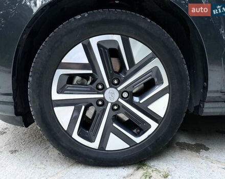 Хендай Kona 2021 у Львові на Automoto.ua Сірий Хендай Kona, об'ємом двигуна 0 л та пробігом 63 тис. км за 20999 $, фото 4 на Automoto.ua