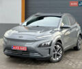 Серый Хендай Kona, объемом двигателя 0 л и пробегом 40 тыс. км за 15999 $, фото 3 на Automoto.ua