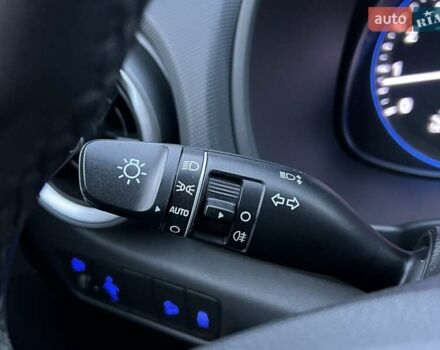 Сірий Хендай Kona, об'ємом двигуна 1.6 л та пробігом 53 тис. км за 18900 $, фото 43 на Automoto.ua