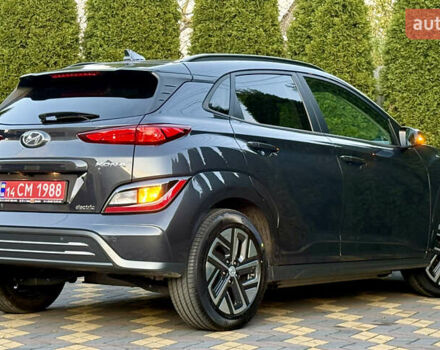 Сірий Хендай Kona, об'ємом двигуна 0 л та пробігом 19 тис. км за 18200 $, фото 7 на Automoto.ua