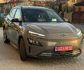 Серый Хендай Kona, объемом двигателя 0 л и пробегом 42 тыс. км за 17900 $, фото 1 на Automoto.ua