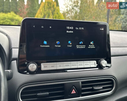 Серый Хендай Kona, объемом двигателя 0 л и пробегом 82 тыс. км за 17888 $, фото 102 на Automoto.ua