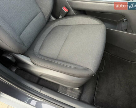 Серый Хендай Kona, объемом двигателя 0 л и пробегом 41 тыс. км за 18000 $, фото 34 на Automoto.ua