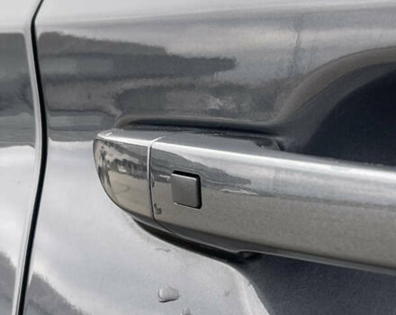 Серый Хендай Kona, объемом двигателя 0 л и пробегом 39 тыс. км за 16999 $, фото 11 на Automoto.ua