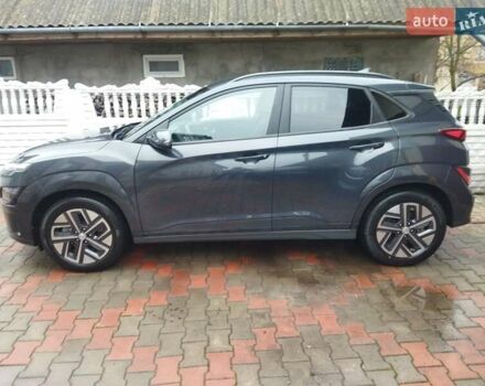 Серый Хендай Kona, объемом двигателя 0 л и пробегом 30 тыс. км за 15999 $, фото 11 на Automoto.ua