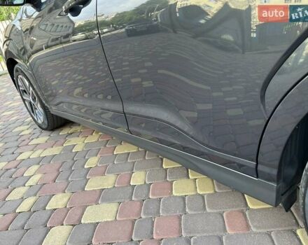 Серый Хендай Kona, объемом двигателя 0 л и пробегом 114 тыс. км за 19950 $, фото 53 на Automoto.ua