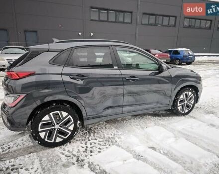 Серый Хендай Kona, объемом двигателя 0 л и пробегом 50 тыс. км за 17650 $, фото 15 на Automoto.ua