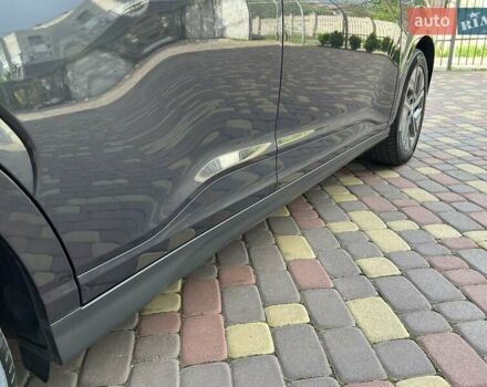 Серый Хендай Kona, объемом двигателя 0 л и пробегом 114 тыс. км за 19950 $, фото 54 на Automoto.ua