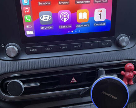 Серый Хендай Kona, объемом двигателя 0 л и пробегом 74 тыс. км за 18100 $, фото 21 на Automoto.ua