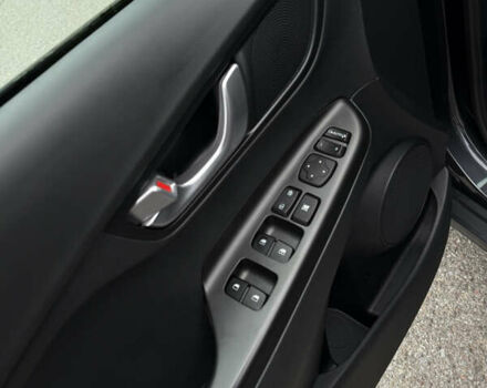 Серый Хендай Kona, объемом двигателя 0 л и пробегом 39 тыс. км за 16999 $, фото 22 на Automoto.ua