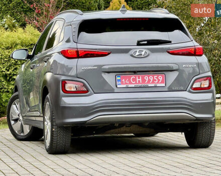 Серый Хендай Kona, объемом двигателя 0 л и пробегом 82 тыс. км за 17888 $, фото 25 на Automoto.ua