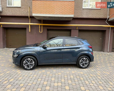 Сірий Хендай Kona, об'ємом двигуна 0 л та пробігом 72 тис. км за 17700 $, фото 3 на Automoto.ua
