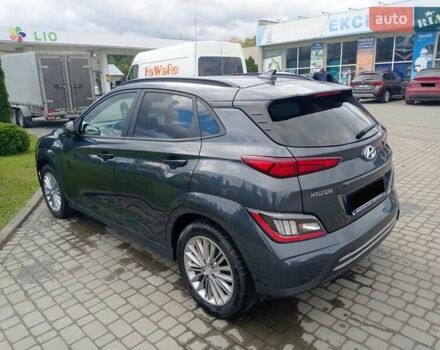 Серый Хендай Kona, объемом двигателя 0 л и пробегом 75 тыс. км за 17435 $, фото 1 на Automoto.ua