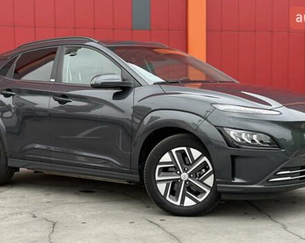 Серый Хендай Kona, объемом двигателя 0 л и пробегом 50 тыс. км за 18500 $, фото 9 на Automoto.ua