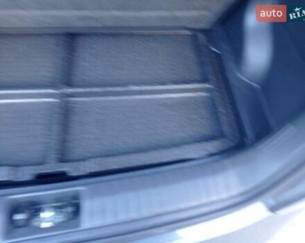 Серый Хендай Kona, объемом двигателя 0 л и пробегом 75 тыс. км за 17435 $, фото 12 на Automoto.ua