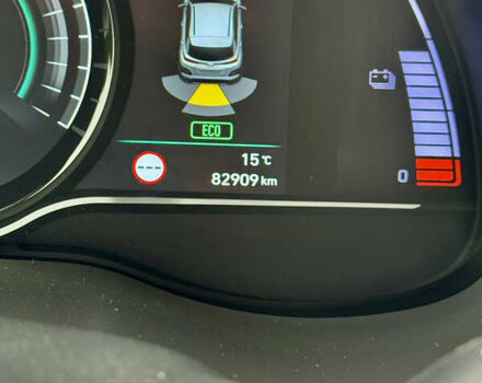 Серый Хендай Kona, объемом двигателя 0 л и пробегом 82 тыс. км за 17888 $, фото 112 на Automoto.ua