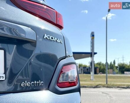 Серый Хендай Kona, объемом двигателя 0 л и пробегом 113 тыс. км за 17200 $, фото 9 на Automoto.ua