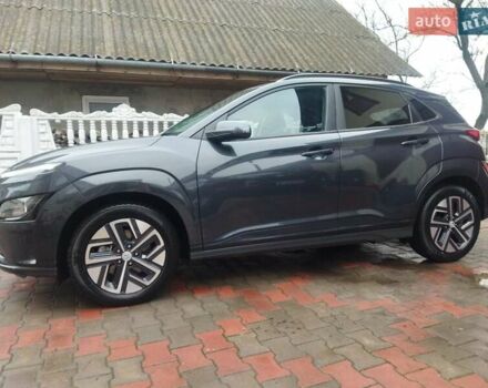 Серый Хендай Kona, объемом двигателя 0 л и пробегом 30 тыс. км за 15999 $, фото 13 на Automoto.ua