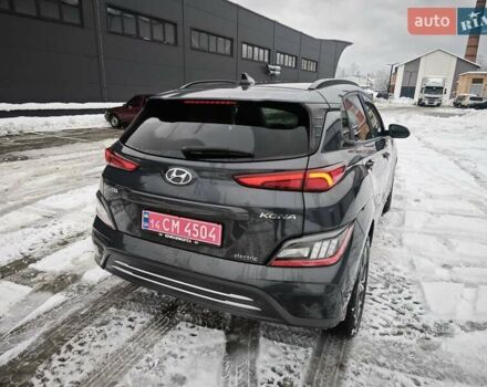 Серый Хендай Kona, объемом двигателя 0 л и пробегом 50 тыс. км за 17650 $, фото 11 на Automoto.ua