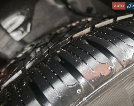 Серый Хендай Kona, объемом двигателя 0 л и пробегом 50 тыс. км за 17650 $, фото 42 на Automoto.ua