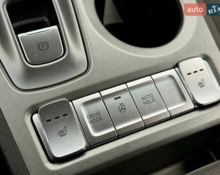 Сірий Хендай Kona, об'ємом двигуна 0 л та пробігом 44 тис. км за 16999 $, фото 31 на Automoto.ua