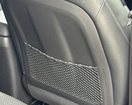 Серый Хендай Kona, объемом двигателя 0 л и пробегом 82 тыс. км за 17888 $, фото 71 на Automoto.ua