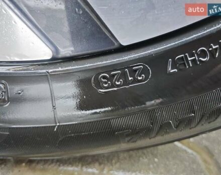 Серый Хендай Kona, объемом двигателя 0 л и пробегом 50 тыс. км за 17650 $, фото 41 на Automoto.ua