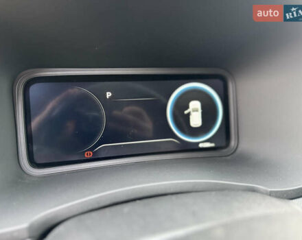 Серый Хендай Kona, объемом двигателя 0 л и пробегом 40 тыс. км за 15999 $, фото 26 на Automoto.ua