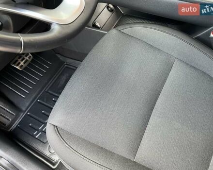 Серый Хендай Kona, объемом двигателя 0 л и пробегом 114 тыс. км за 19950 $, фото 28 на Automoto.ua