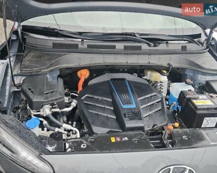 Серый Хендай Kona, объемом двигателя 0 л и пробегом 50 тыс. км за 17650 $, фото 70 на Automoto.ua