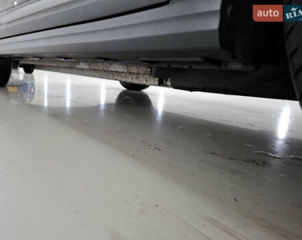 Серый Хендай Kona, объемом двигателя 0 л и пробегом 72 тыс. км за 16300 $, фото 9 на Automoto.ua