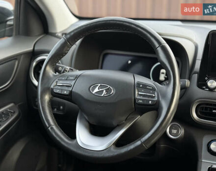 Серый Хендай Kona, объемом двигателя 0 л и пробегом 41 тыс. км за 18000 $, фото 38 на Automoto.ua