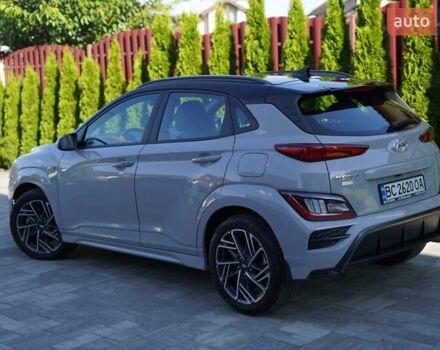 Сірий Хендай Kona, об'ємом двигуна 1.6 л та пробігом 17 тис. км за 25500 $, фото 4 на Automoto.ua