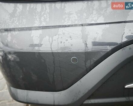 Серый Хендай Kona, объемом двигателя 0 л и пробегом 50 тыс. км за 17650 $, фото 84 на Automoto.ua