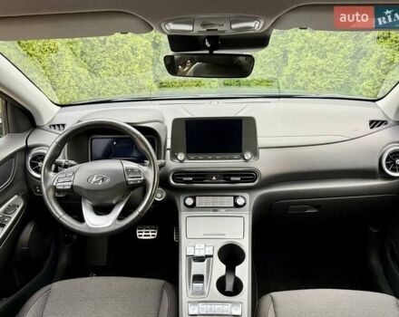 Сірий Хендай Kona, об'ємом двигуна 0 л та пробігом 44 тис. км за 16999 $, фото 27 на Automoto.ua